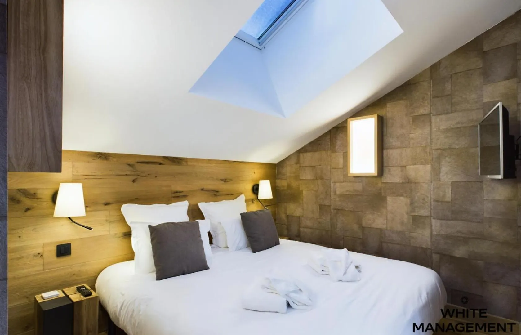 Residence Ariondaz Anemone - Penthouse Familial Skis Aux Pieds Mae-4724 Courchevel